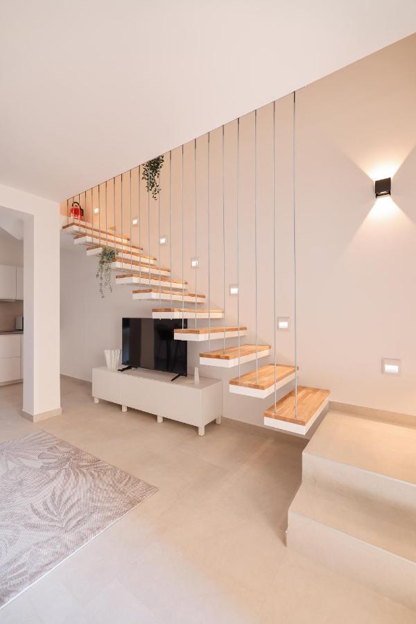 Apartments Mila Sveti Filip i Jakov Esterno foto