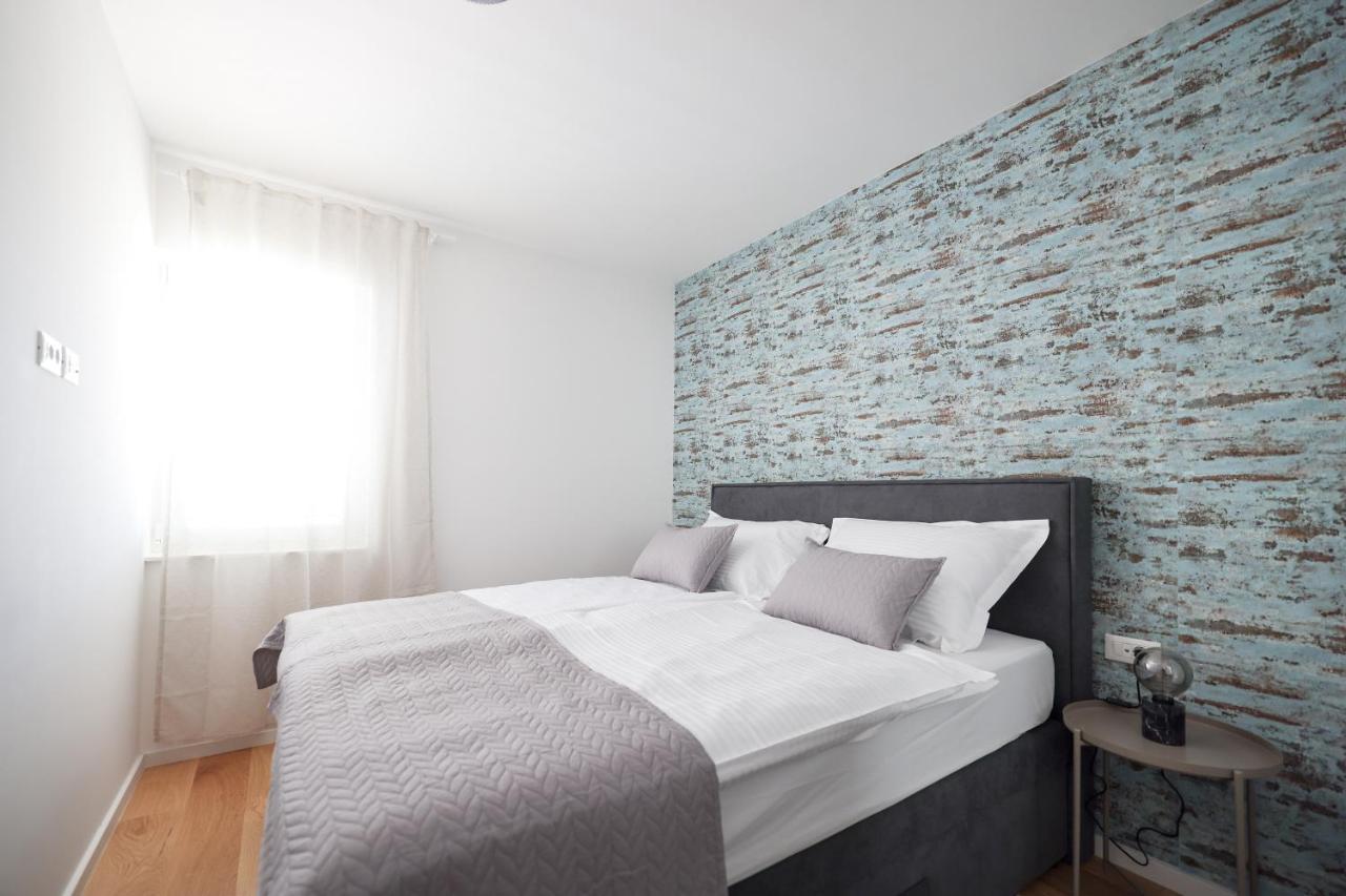 Apartments Mila Sveti Filip i Jakov Esterno foto